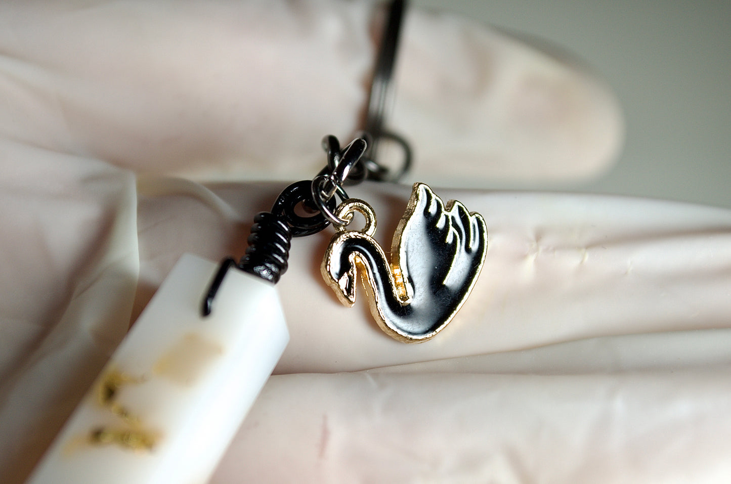 WHITE CORAL SWAN