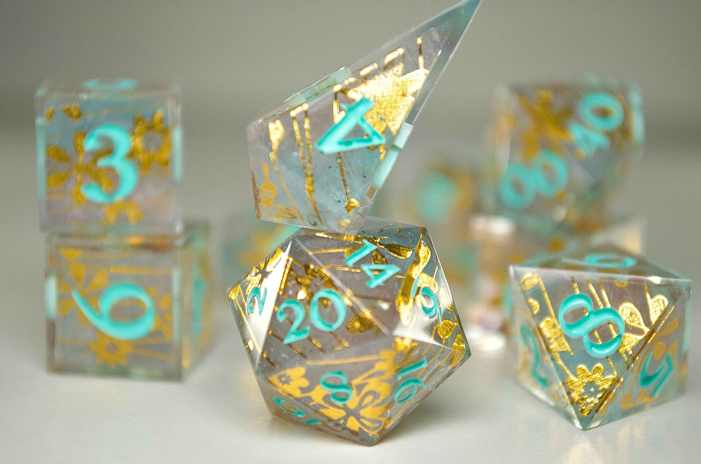 CRYSTAL GOLDLEAF
