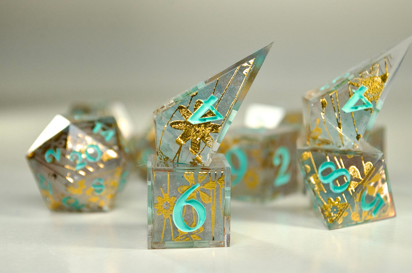 CRYSTAL GOLDLEAF