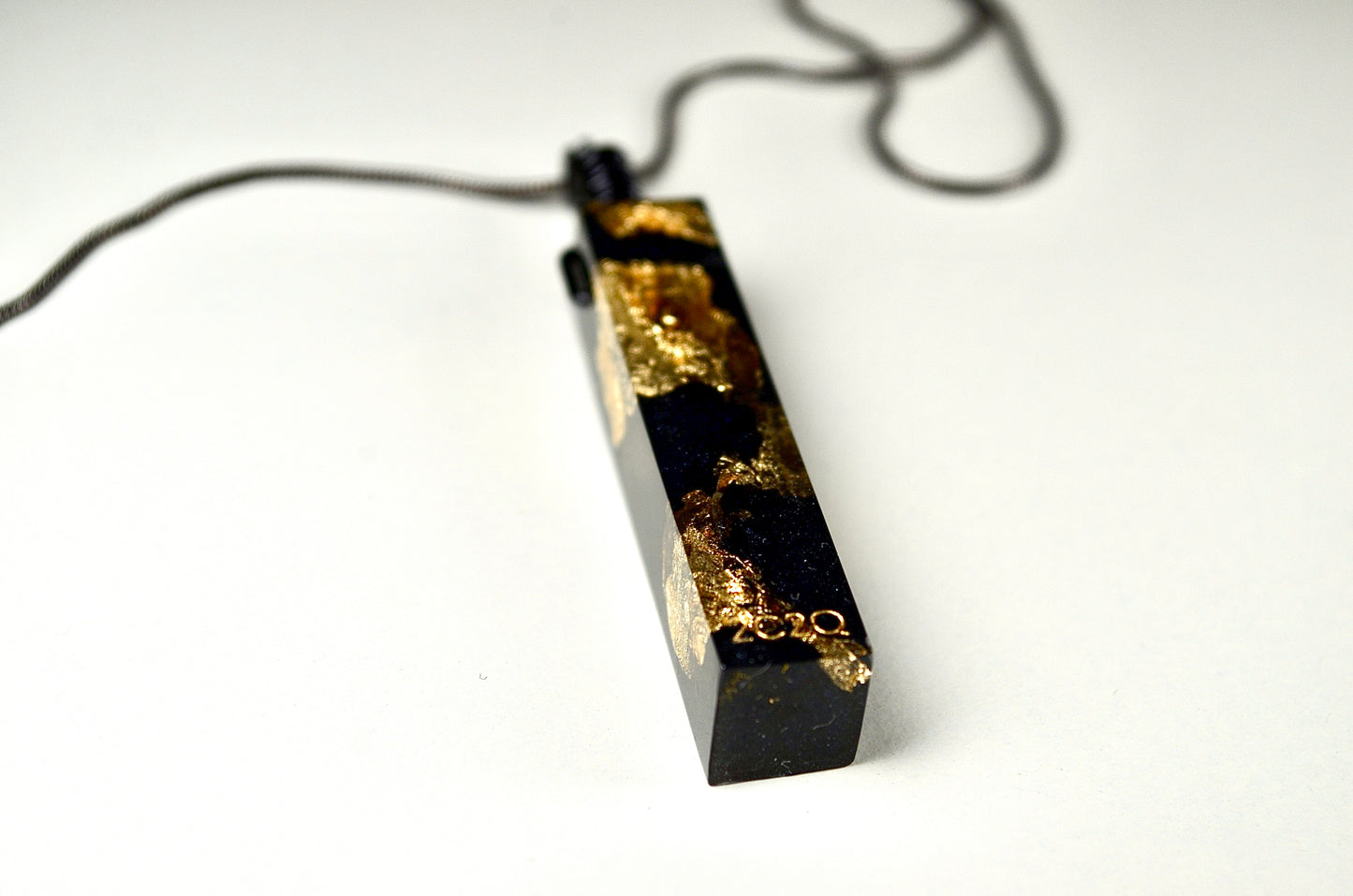 BLACK SWAN - Necklace & Pendant