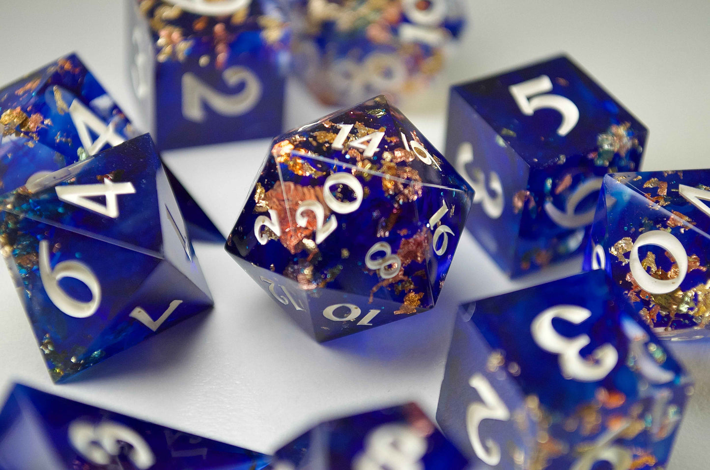 VELORIA (DEEP VIOLET)