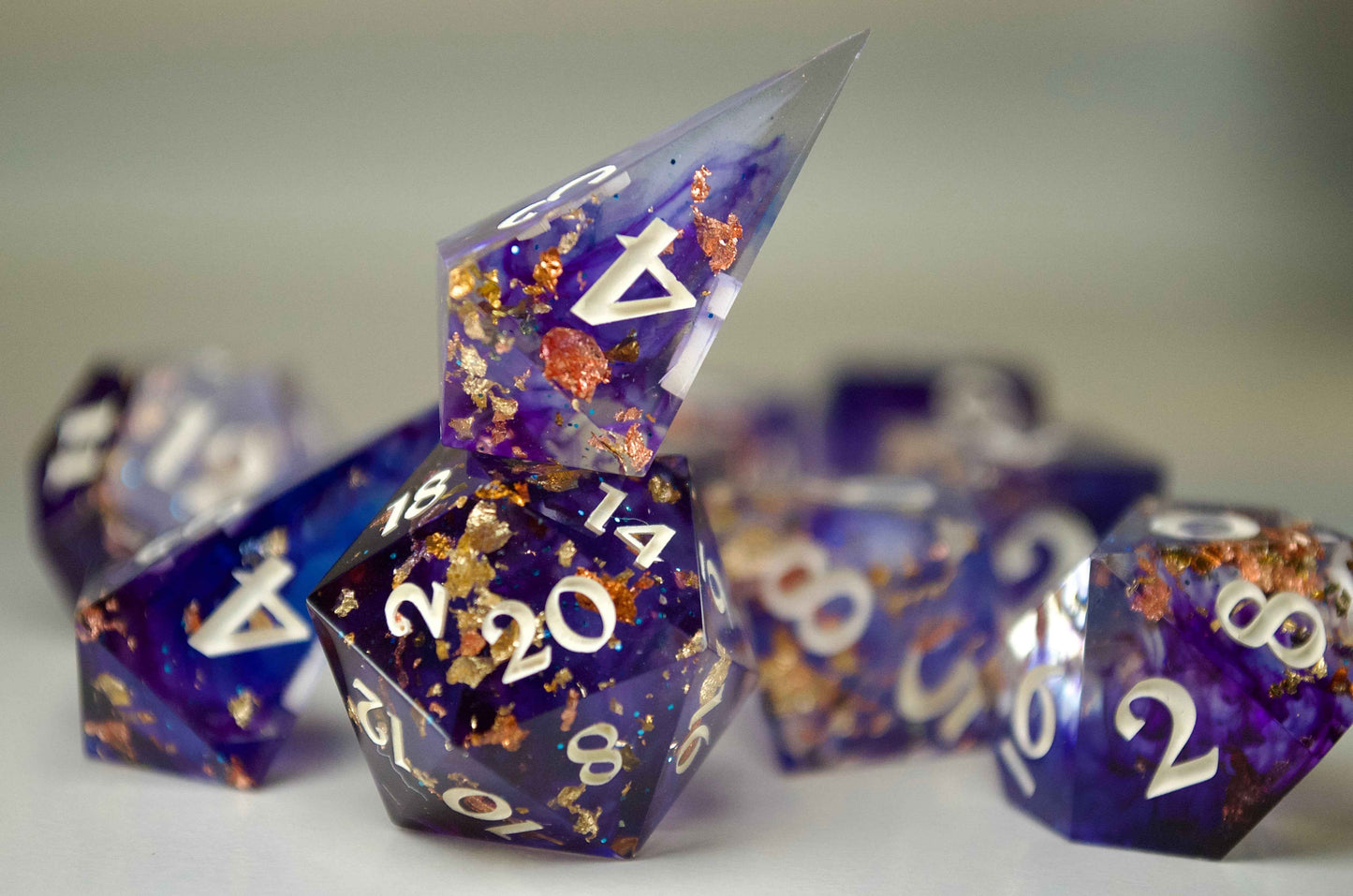VELORIA (VIOLET)