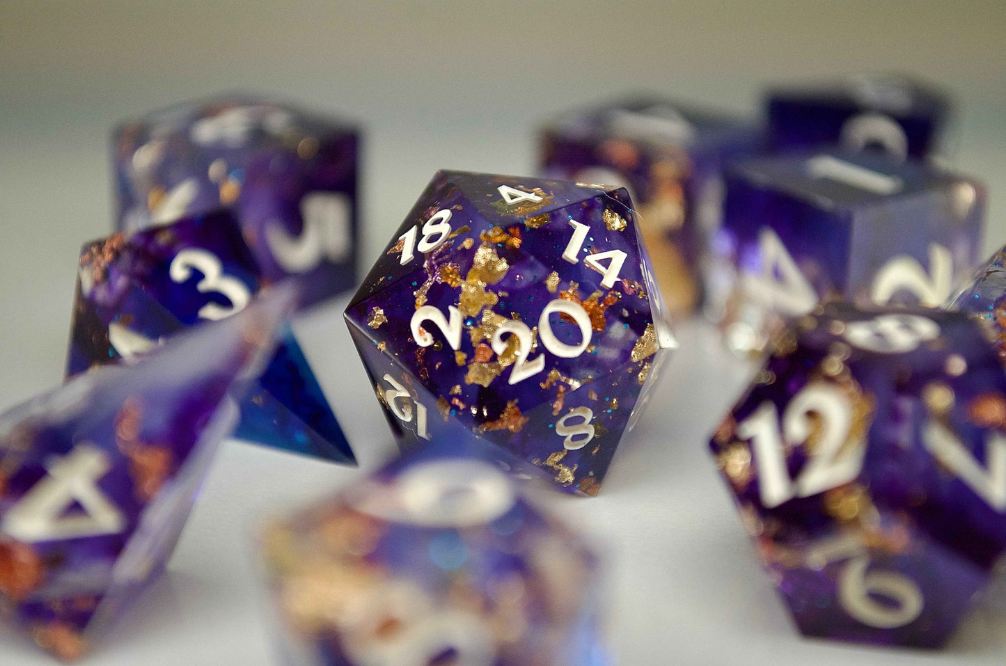 VELORIA (VIOLET)