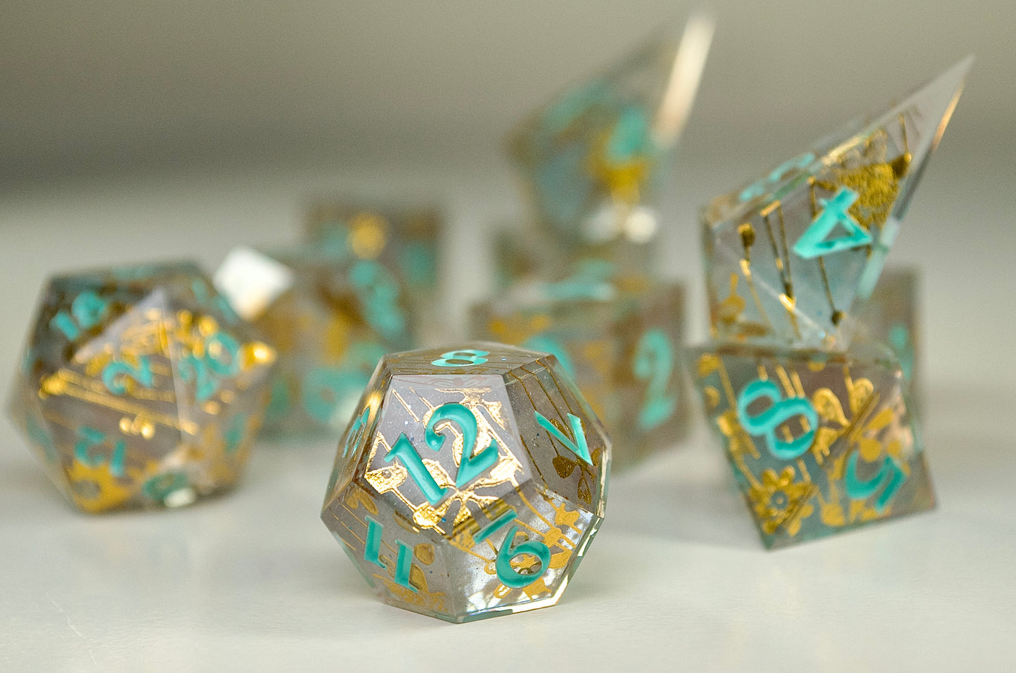 CRYSTAL GOLDLEAF